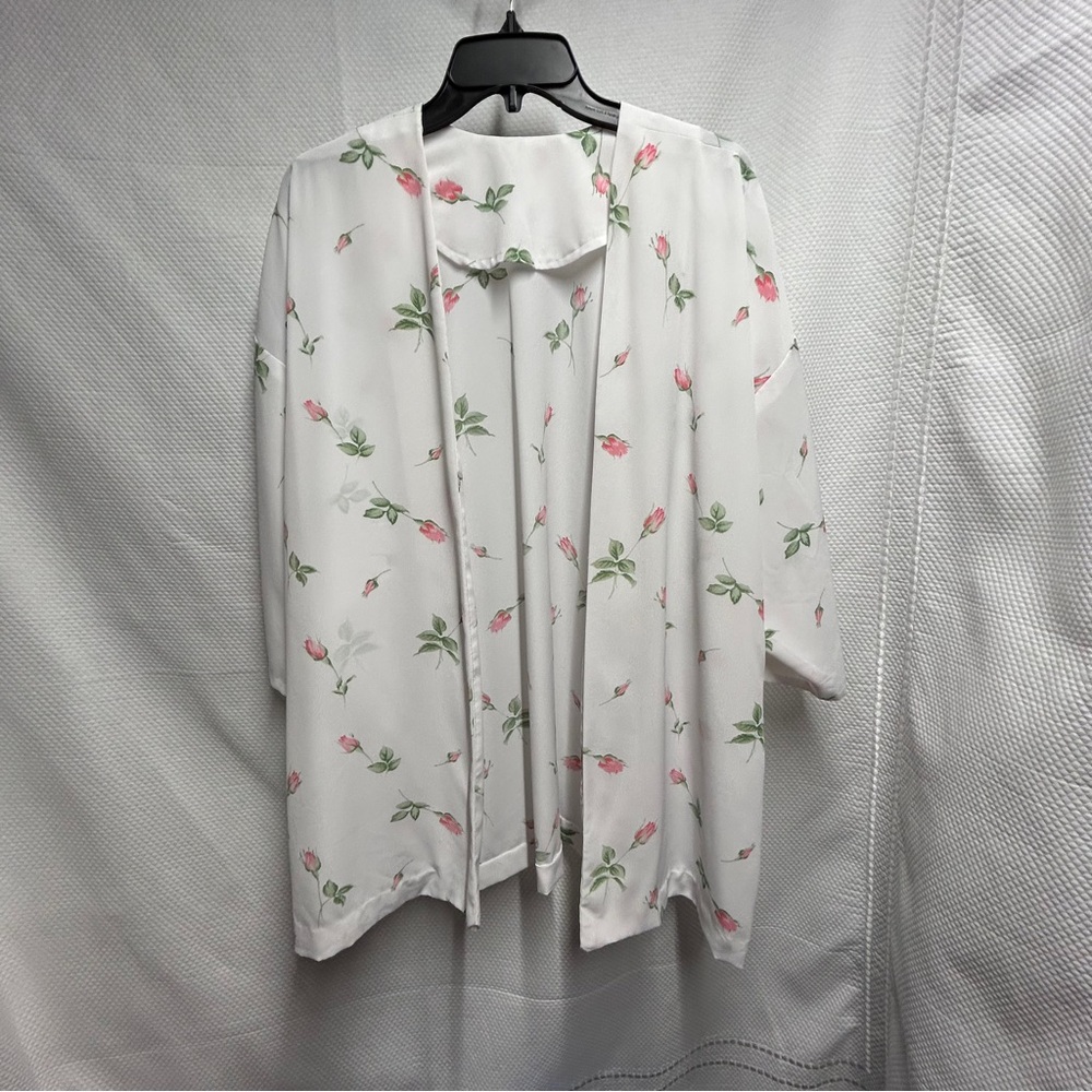 Pink and White Rosebud Floral Suit Jacket‎ with Elegant Flow